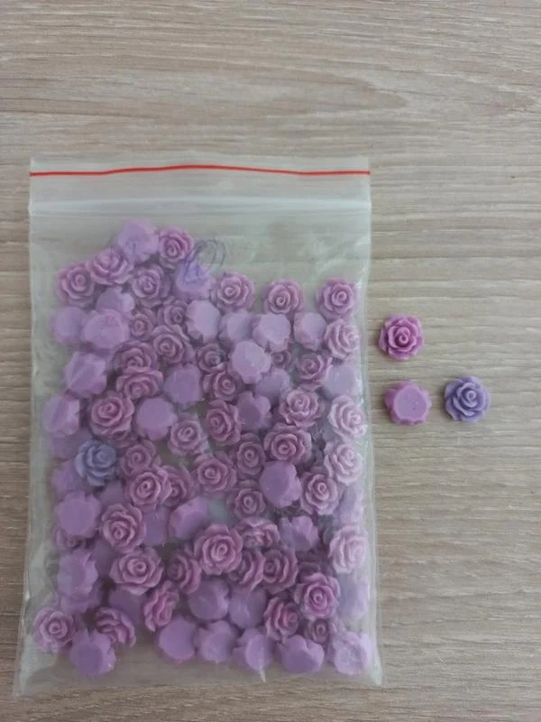 Lot De Fleurs Résine "Mauve"